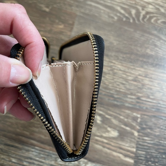 Tory Burch wallet - Picture 7 of 7